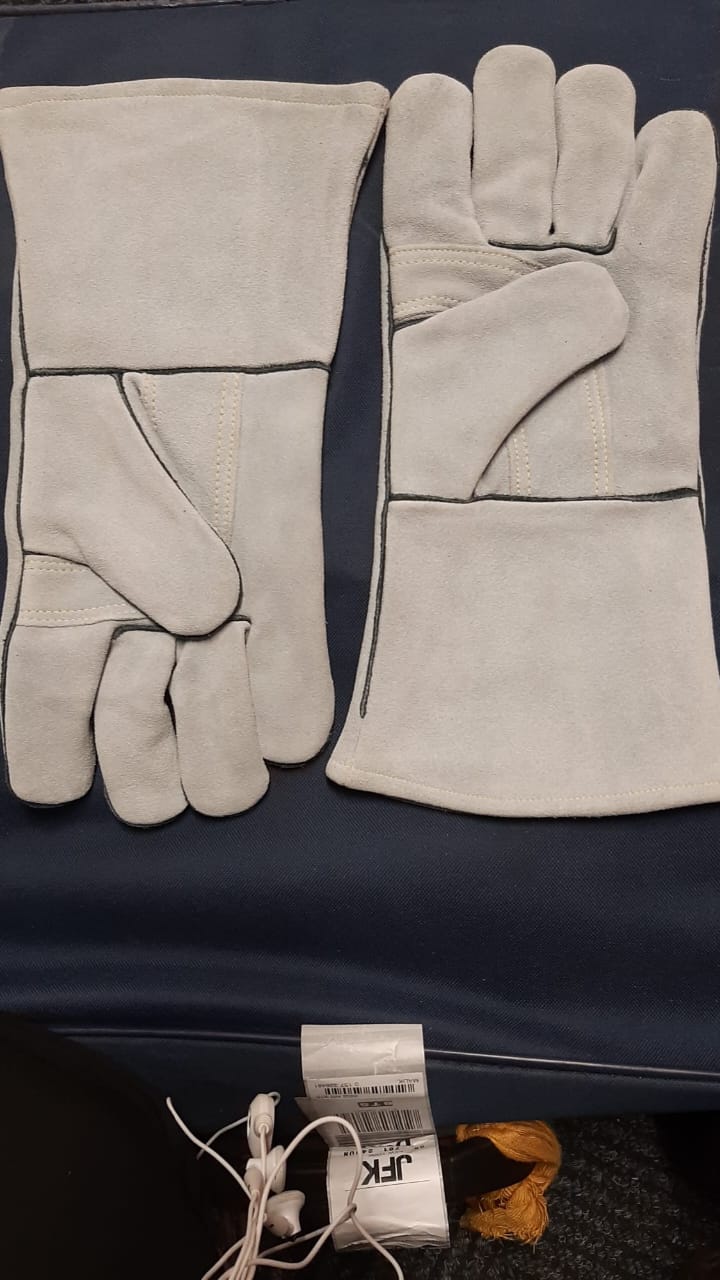GLOVES 712